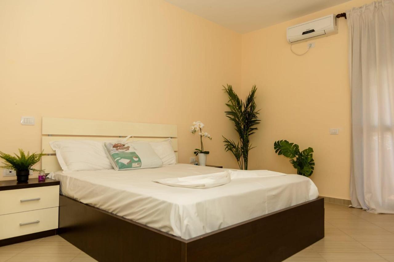Bay Inn Apartment Sea Front Vlorë Exteriör bild